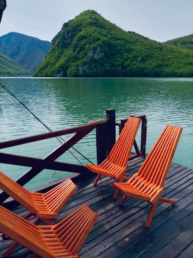 Lake House Perucac Rastiste Екстер'єр фото