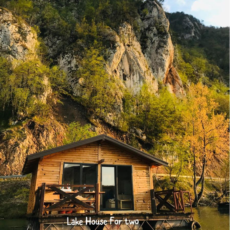 Lake House Perucac Rastiste Екстер'єр фото
